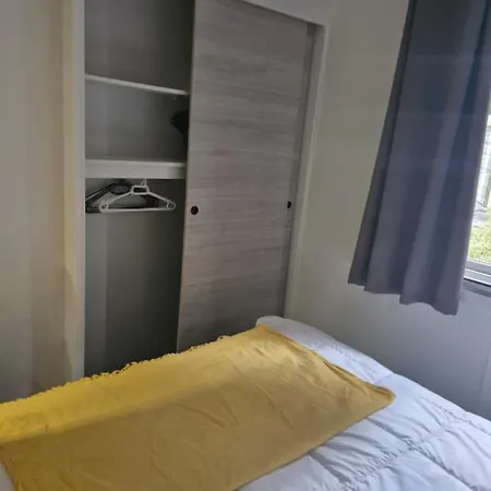 Superbe Mobil Proche De L'ocean سانت ميشيل تشيف تشيف