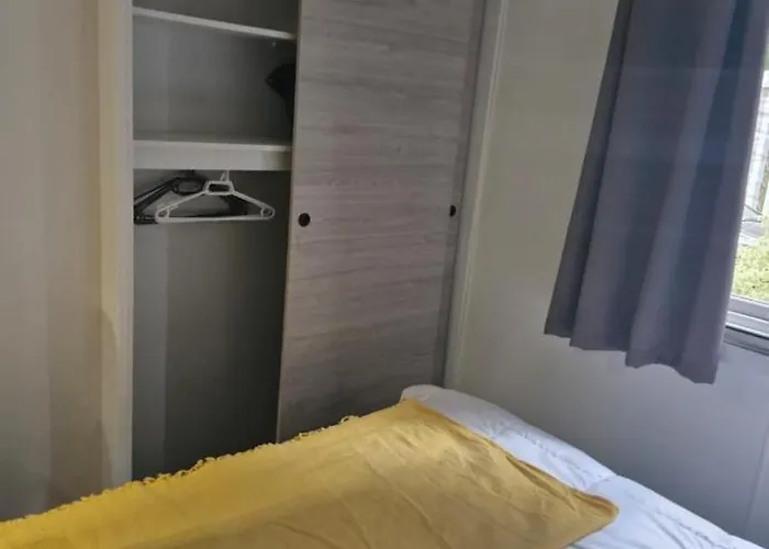 Superbe Mobil Proche De L'ocean سانت ميشيل تشيف تشيف